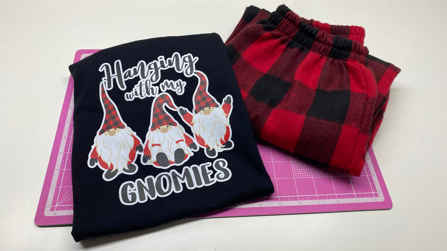Pijama navideña personalizada (playera cuello redondo)